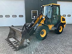 JCB 406 T4