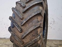 Michelin 800/65R32 Michelin Megaxbib 172B 38/25MM gebruikt iets schuin/ oppervlakig scheurtje DOT1212