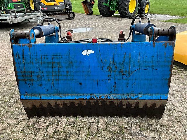 AP NT 1800