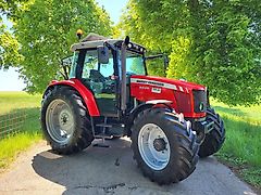 Massey Ferguson 5435 Dyna-4, Schlepper im Top-Zustand