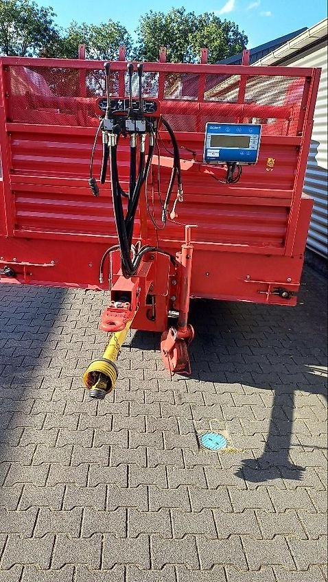 Schuitemaker Amigo 30 S met weeginrichting en messen