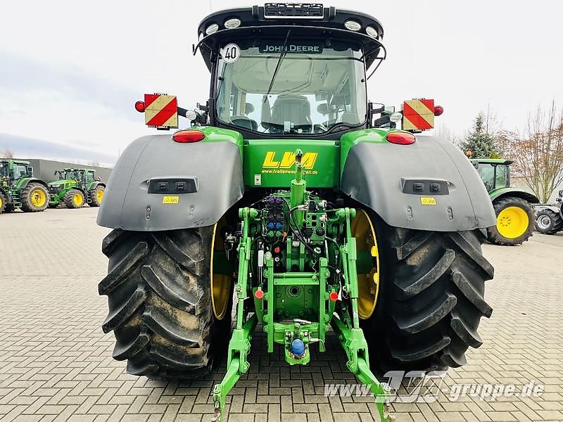 John Deere 7310R