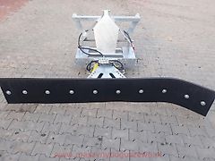 www.maszynyboguszewo.pl Gummischieber Multi 275 mit Euro,Hydraulisch Schwenkbar Staplergabeln und 3 Punkt Aufnahme hydraulic