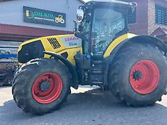 Claas AXION 810