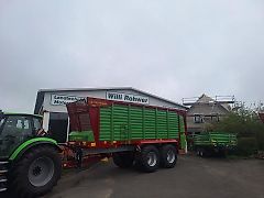 Strautmann Giga-Trailer Häckseltransportwagen 460 DO NEU