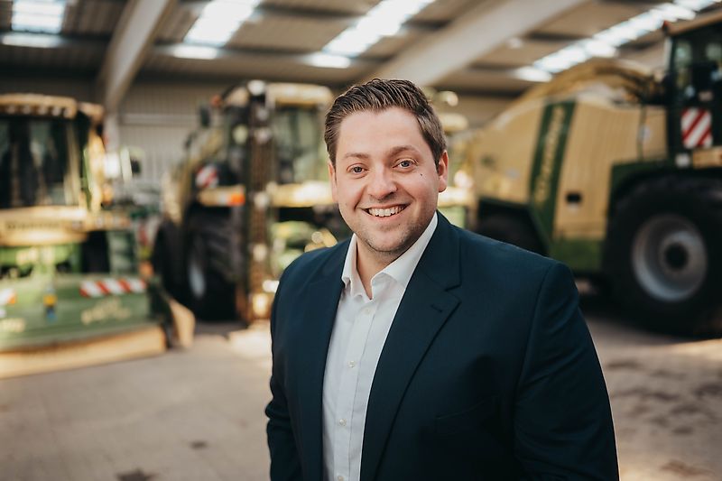 Contact Mr. Henrik Wöste