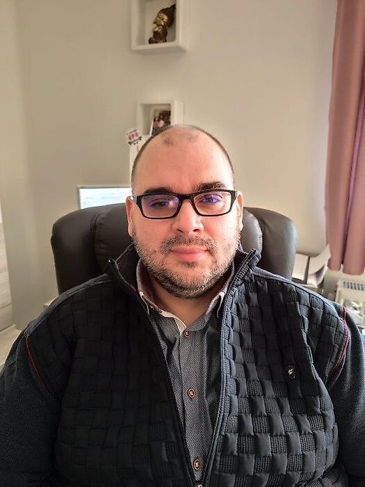 Contact Szabó Sándor